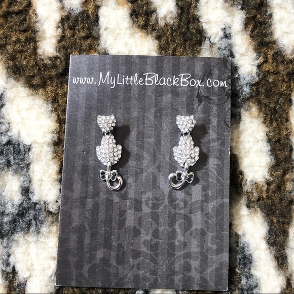 Jewelry - Rhinestone Cat Earrings With Dangle Tail.